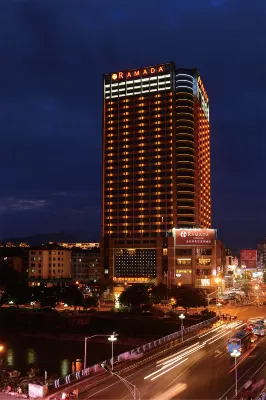 Ramada by Wyndham Longyan Hotels in Xinluo District