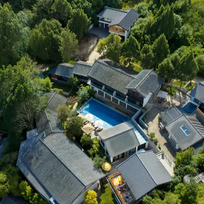 Yintang Museum • Snow Mountain Cliff Forest Oxygen Art Manor (Lijiang Shuhe Ancient Town Branch) Hoteles cerca de Jiuding Long Pond