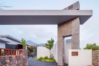 Here Mountain B&B Hotels near Jizhou Cheshenjia Sceneic Area