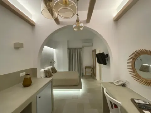 馬克里斯海灘酒店