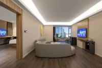 HanTing Premium Hotel (Nanchang Honggutan Wanda Plaza Hotel) - 3-Star