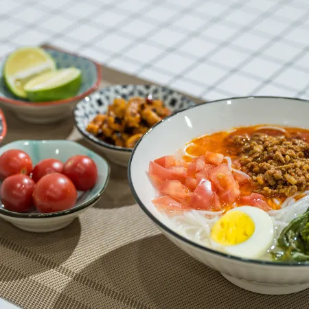 Gude Yiwu Inn
