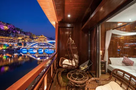 Jiuyuxuan·Dream Inn Отели в г. Фэнхуансянь