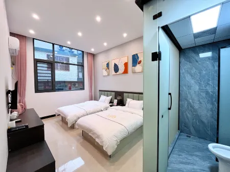 Gexianshan Riverside Inn