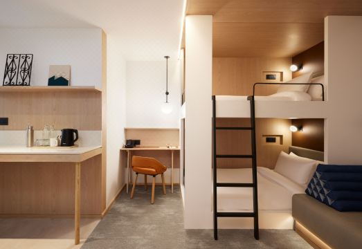 아사이 방콕 사톤 로비 분위기