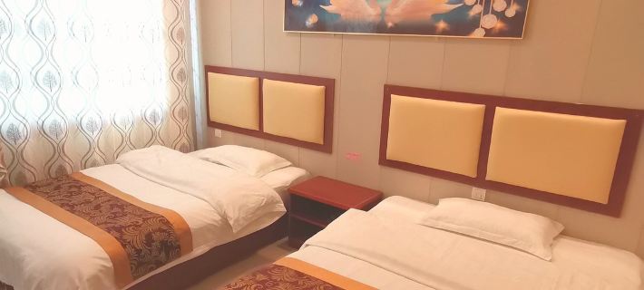 Causeway Bay Hotel Hotels in Dong'an