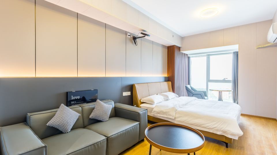 Guanhailu V+ Homestay (Yantai University Wanda Plaza)