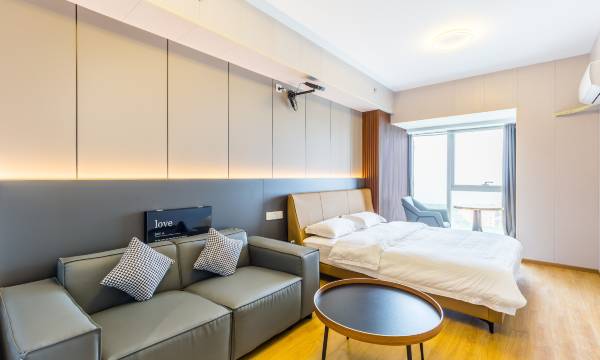 Guanhailu V+ Homestay (Yantai University Wanda Plaza)