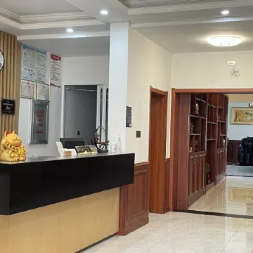 The Grand Hotel Cailin, Zigui