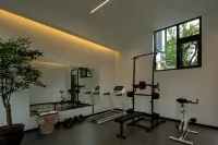 Moonlight Treasure Box Hotel - Gym
