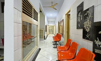 OYO 92675 Hotel Rosna