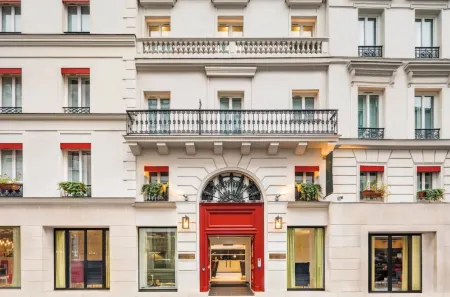 NH Collection Paris Ponthieu Champs-Élysées