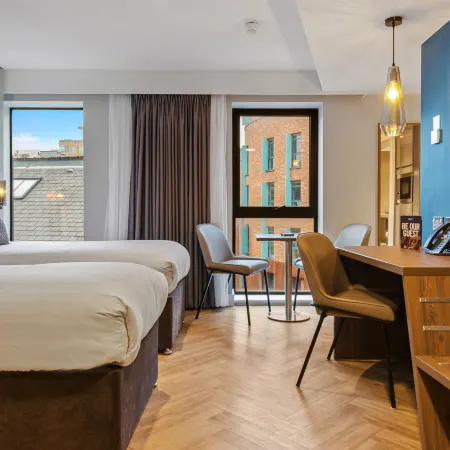 Roomzzz Newcastle City