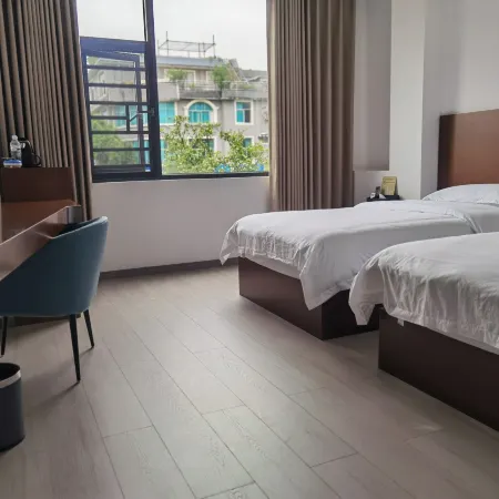 Rain City Express Hotel