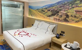 Jinping BoLin Hotel
