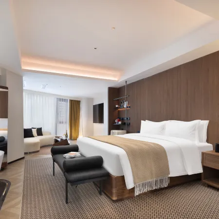 Huaya Yunman Hotel (Tianlun Food Street)