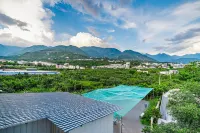 Hanyuan Yameng Shiguangli Hotel - Mountain view