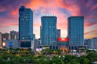 Xana Hotelle (Yichunshi Zhengfu Railway Station) Hotels near Yichun University Life Science and Resource Environmental College
