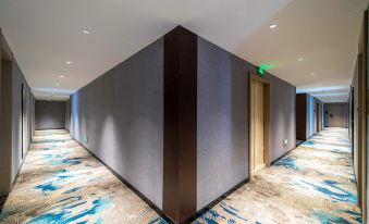 Soxia Hotel (Xi'an Hancheng Lake Scenic Area Dafengge Subway Station)