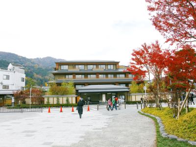 施設外観 京都 嵐山温泉 花伝抄（かでんしょう）の写真