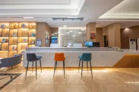 Qinye Business Hotel (Hepu Bus Terminal)