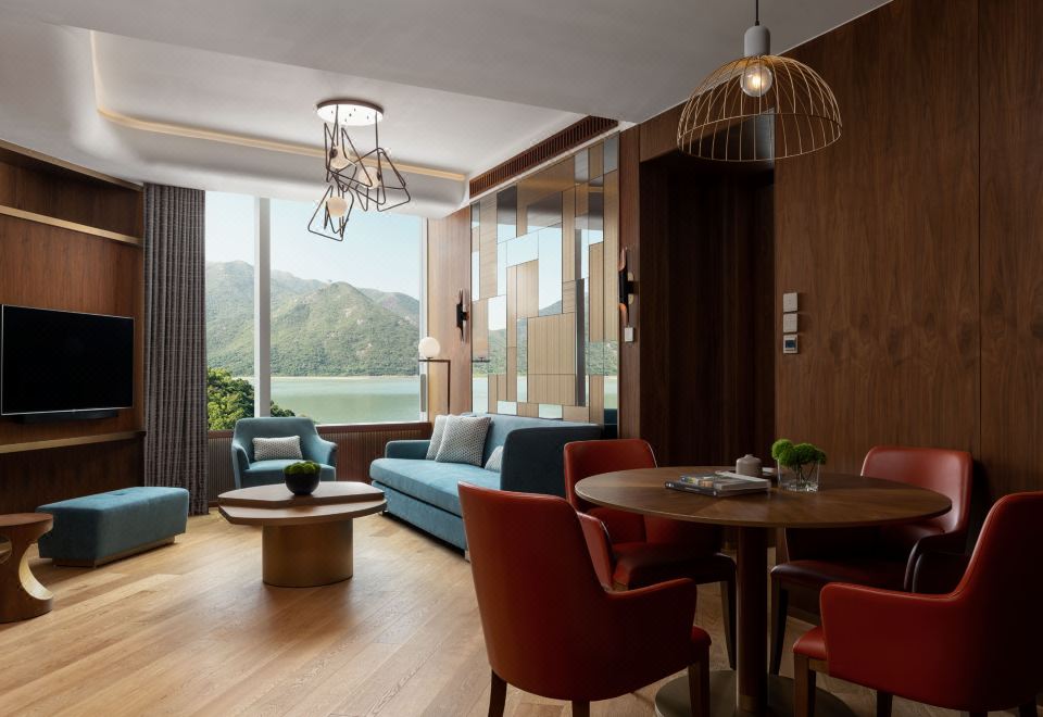 2. 더 실베리 홍콩..