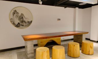 Twilight Seek·Qianxun Riverfront Homestay(Chongqing Jiefangbei-Hongyadong)