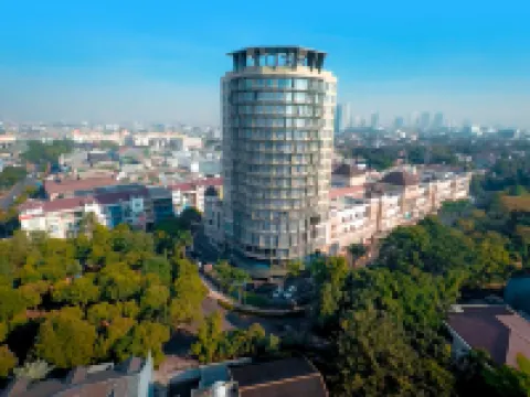 THE 1O1 Jakarta Sedayu Darmawangsa Hotels near Gandaria City