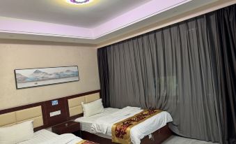 Linghai Haolai Business Hotel