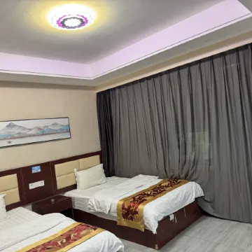 Linghai Haolai Business Hotel