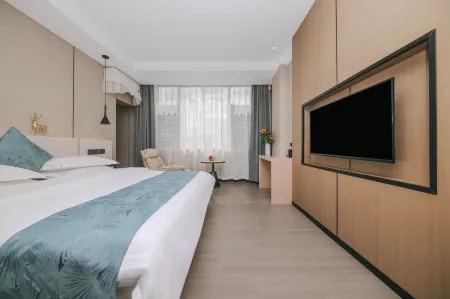 Shiping Shancheng Hotel (Culture Park)