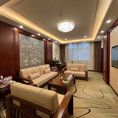 Yuncheng Hotel