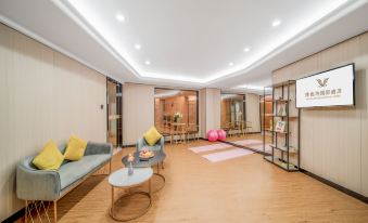 Vienna International Hotel (Shenzhen Dameisha Metro Station Store) - Housity