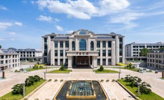 Bandao Hotel - Housity