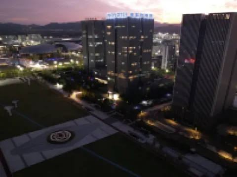 Novotel หมู่บ้านโม่กัน โรงแรมในเต๋อชิง