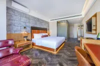 JamesJoyce  Coffetel  Hotel (Taihao e Times) Hotels near Pingzhuang Han Dynasty Tombs