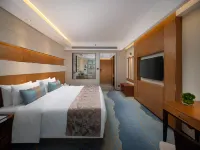Kunming Zhongwei Tianheng Grand Hotel (Kunming Old Street Nanping Pedestrian Street) Hotels near كونمينغ هال