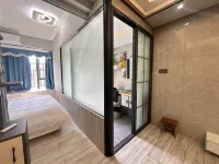 Yueju Apartment Hotel (Xinduhui Plaza High-speed Railway Station)