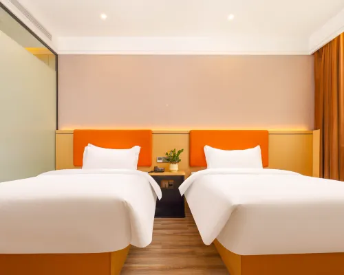 Qunos Hotel (Qingdao Jiaodong International Airport) Kamar Photos