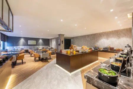 Atour X Hotel (Dalian Development Zone Ansheng Plaza) Отели рядом с достопримечательностью «Dalian Minzu University»