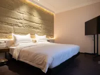 Tangfang Ciyun Yaju (Datong Ancient City Daiwang Mansion Store) Hotels in Datong