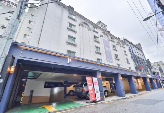 호텔 톰지 잠실 내부 전경 1