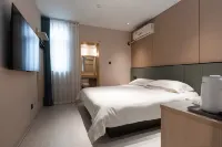 Hehuaju Hotel (Chuzhou Suning Plaza)