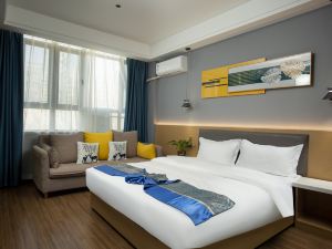 Xinkaicheng Business Hotel (Four Seasons City )