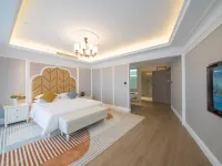 Xinjiang Plaza Holiday Hotel Sanya Fenghuang Uluslararası Havalimanı yakınındaki oteller