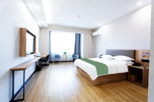 Shell Hotel (Fei County Dongfang Shopping Plaza Ginkgo Jin Street)