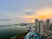 Xiyue Design Guesthouse (Zhanjiang Jinshawan Seaview Promenade)