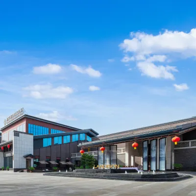 Landison Huabin Hot-spring Hotel Shaanxi Hotels in de buurt van Yang Xun Tablet