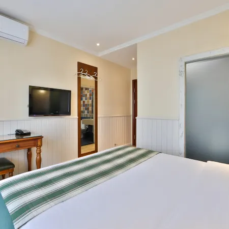 Coler Town Holiday Hotel (Siping Railway Station)