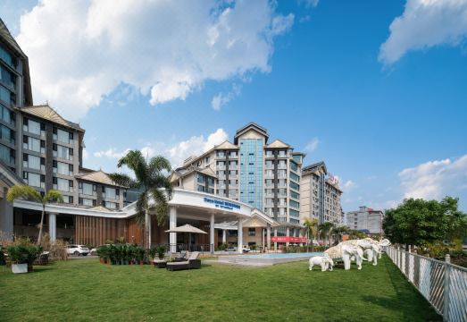 西双版纳景洪戴斯温德姆酒店外景图